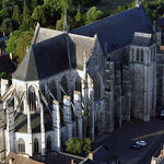 8.2 - la basilique royale de clc¦ºry-saint-andrc¦º (4).jpg